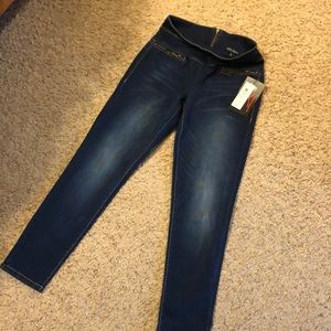 Woman’s Jeans